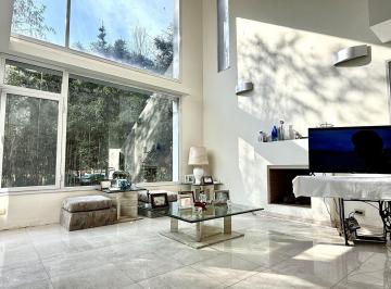 Casa · 224m² · 5 Ambientes · 3 Cocheras · Hermosa Casa con 3 Dorm. y Pileta en Barrio Cerrado Villa Olivos, Garin, Escobar