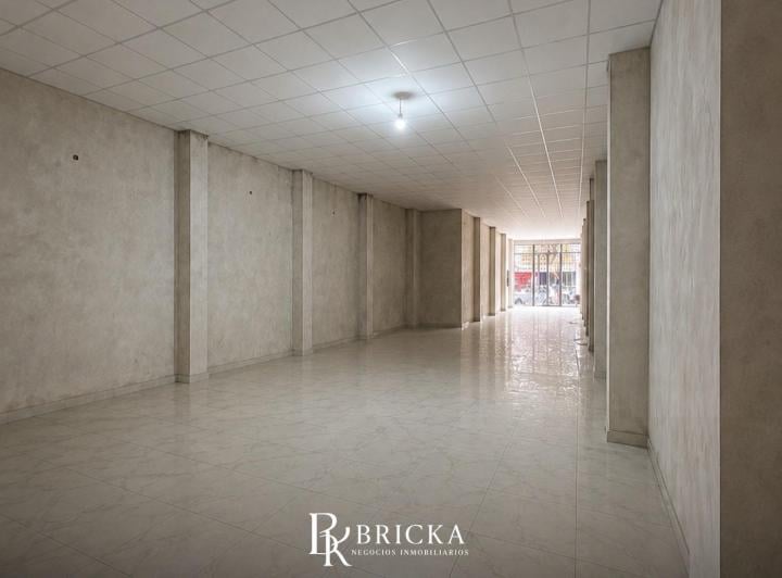 Local comercial · 449m² · 3 Ambientes