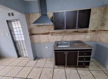 Casa de 3 ambientes Alquiler $ 680.000 · Alquilo Casa 2 Dorm. y Cochera