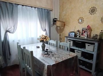 rs:zsup90vmzhx99dz9vilfqs2o · Departamentos / PH (3) a Reciclar en Ciudadela - Venta en Bloque