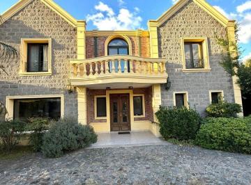 rs:zi167884lhscxljvh7r1dnig · Venta de Casa 6 Ambientes - Barrancas de San José - General Pacheco