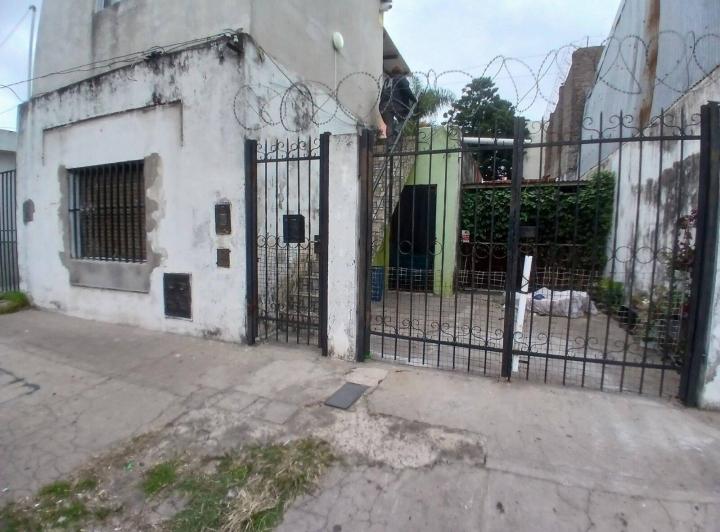 Casa · 200m² · 5 Ambientes · 1 Cochera