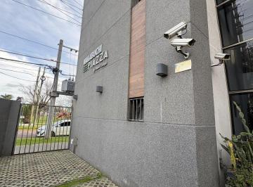 Departamento · 40m² · 2 Ambientes · 1 Cochera · Dpto de Categoria 2 Ambientes con Patio Interno en Merlo