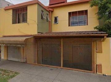 Departamento · 55m² · 2 Ambientes · Departamento en Alquiler 2 Ambientes con Patio Interno