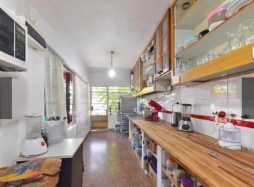 Casa · 250m² · 6 Ambientes · Casa Chalet en Venta en San Miguel, G. B. a. Zona Norte, Argentina