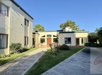 Casa · 279m² · 5 Ambientes · 2 Cocheras · Casa en Club de Campo La Martona - Uf 118, Ruta 205 Km 54 Cañuelas