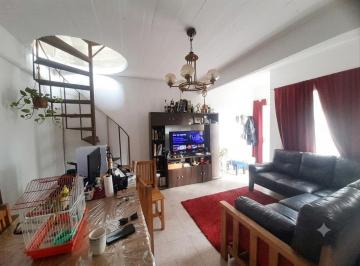 Casa · 180m² · 3 Ambientes · 1 Cochera · Venta Casa 3 Amb C/ Deptos San Miguel