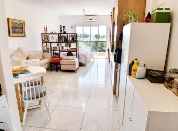 Departamento · 38m² · 1 Ambiente · Venta Monoambiente Divisible Balcon Al Frente