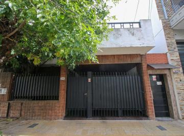 Casa · 94m² · 4 Ambientes · 1 Cochera · Venta PH 4 Ambientes, Lomas del Mirador, Patio