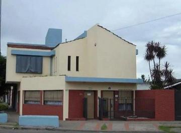 Casa · 145m² · 6 Ambientes · 1 Cochera · Venta Casa 6 Amb Dueño Financia La Perlita Moreno