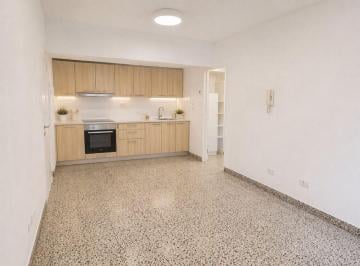 Departamento · 29m² · 2 Ambientes · 2 Amb. Luminosos / Caballito - Almagro Oportunidad