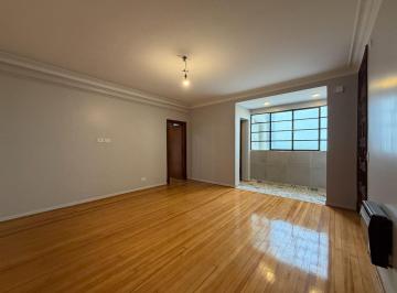 Departamento · 79m² · 3 Ambientes · Venta 3 Ambientes con Dependencia San Cristobal