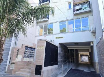 Departamento · 45m² · 2 Ambientes · 1 Cochera · Venta 2amb San Martin C/balcon, Coch/cub, Apt Prof