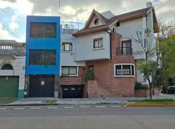 Oficina comercial · 74m² · 1 Cochera · Venta V. Urquiza Oficina Cochera Apto Profesional