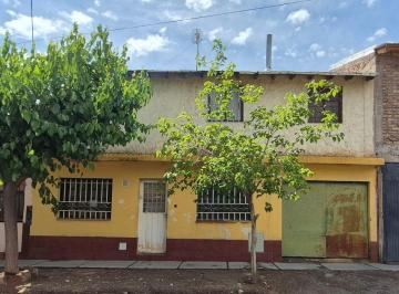 Casa · 117m² · 2 Ambientes · 1 Cochera · Venta Casa Barrio Lihue Guaymallen