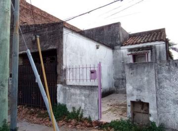 Casa · 157m² · 4 Ambientes · 1 Cochera · Venta Casa Lote Propio San Fernando
