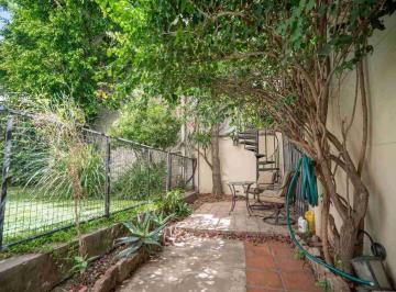 Casa · 240m² · 6 Ambientes · 1 Cochera · Casa San Martín Venta 5 Amb Posible Jardín Pileta