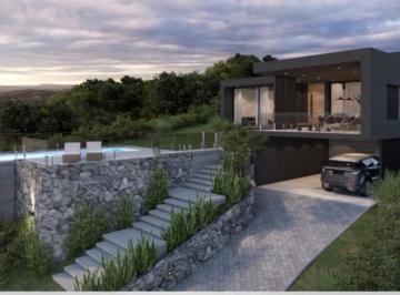 Casa · 350m² · 8 Ambientes · 2 Cocheras · Espectacular Casa en Venta en La Deseada