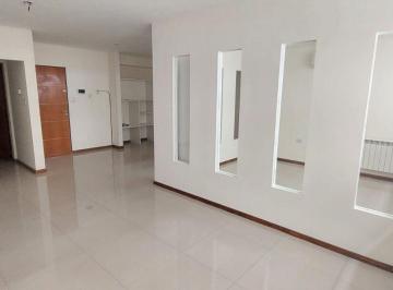Oficina comercial · 44m² · 1 Cochera · Oficina con Cochera en Alquiler
