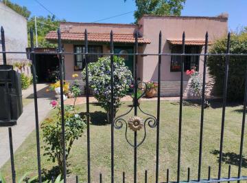 Casa · 58m² · 3 Ambientes · Casa en Venta en General Belgrano