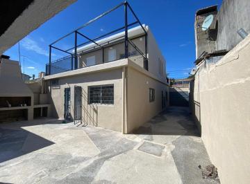 Casa · 150m² · 4 Ambientes · 2 Cocheras · Alquiler Casa Tres Dorm. y Cochera en Pando