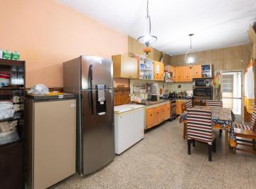 Casa · 161m² · 5 Ambientes · 1 Cochera · Casa 5 Amb Villa Alemania Hurlingham - Permuta