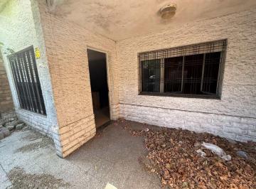 PH · 90m² · 4 Ambientes · 1 Cochera · Venta PH a Refaccionar 130 m² Villa Sarmiento
