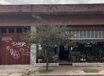 Local comercial · 210m² · 2 Cocheras · Venta Local Sobre Av en Palomar