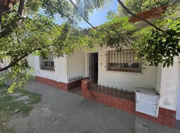 Casa · 130m² · 3 Ambientes · 2 Cocheras · Casa en Venta en Pergamino a Refaccionar