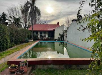 Casa · 93m² · 3 Ambientes · Casa en Venta en Pergamino con Pileta