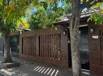 Casa · 192m² · 5 Ambientes · 1 Cochera · Venta Casa 6 Ambientes Ciudad Jardín