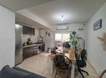 PH · 40m² · 2 Ambientes · 1 Cochera · Venta PH 2 Amb Pb Garage y Patio Sarandi