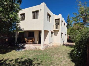 Casa · 155m² · 6 Ambientes · 1 Cochera · Casa en Las Compuertas Lujan de Cuyo Mendoza