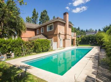 Casa · 280m² · 6 Ambientes · 2 Cocheras · Venta Casa Barrio Valle Claro Benavidez