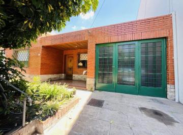 Casa · 116m² · 3 Ambientes · 1 Cochera · Venta Casa Lote Propio 3/4 Ambientes