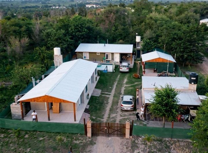 Casa · 342m² · 5 Ambientes · 5 Cocheras