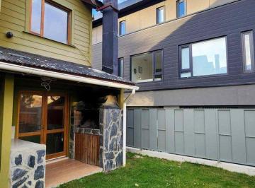 Casa · 128m² · 5 Ambientes · Dúplex 2 Dorm. en Altos del Cauquén