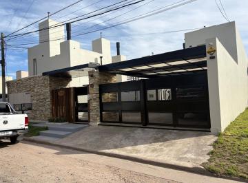 Departamento · 572m² · 11 Ambientes · 2 Cocheras · Venta Complejo Estudiantes Zavalla Inversionistas
