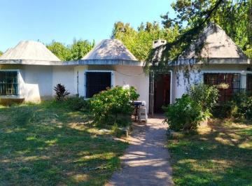 Casa · 76m² · 3 Ambientes · Venta Casa, Quinta Pileta. Parque de 1362 m² Apta