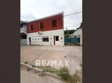 Casa · 220m² · 8 Ambientes · 2 Cocheras · Oportunidad de Inversión en Juan J Castelli Chaco