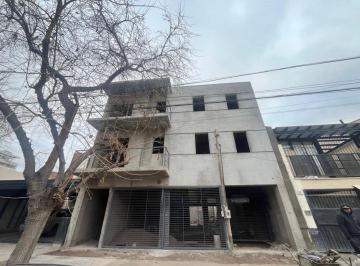 PH · 61m² · 3 Ambientes · 1 Cochera · Departamento 2 Hab. Barrio Bombal Godoy Cruz