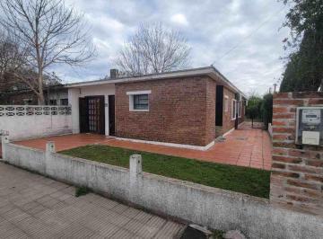 Casa · 123m² · 4 Ambientes · Casa 3 Dorm. en Venta en Nueva Palmira
