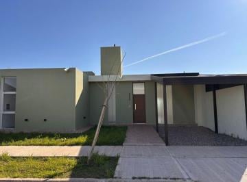 Casa · 84m² · 3 Ambientes · Venta Casa a Estrenar Palmares 4 - Financiación