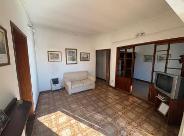PH · 130m² · 6 Ambientes · 1 Cochera · Venta - Ph - 6 Amb - Lomas del Mirador