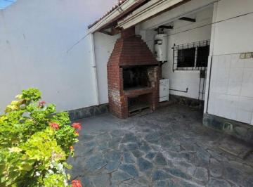PH · 189m² · 3 Ambientes · Venta PH 3 Ambientes, San Justo.