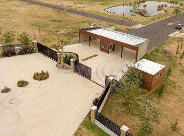 Terreno · 1400m² · Lote en Venta en Haras Andrea Virginia – Plomer