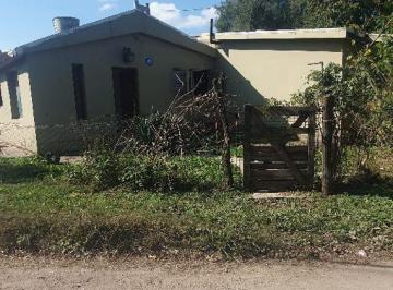 Casa de 1 ambiente, Agua de Oro · ¡Oportunidad en El Manzano! Casa de 4 Dorm. y 2 Baños a Solo Usd 36.000