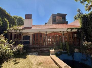 Casa · 420m² · 4 Dormitorios · 5 Cocheras · Openhouse Alquila Excelente Propiedad en La 5ta Sección