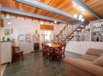 Casa · 100m² · 4 Ambientes · 2 Cocheras · Casa en Venta en Villa Elisa