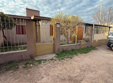 Casa de 2 ambientes, Córdoba · Alquiler Casa de 3 Dorm., Barrio Industrial Oeste.